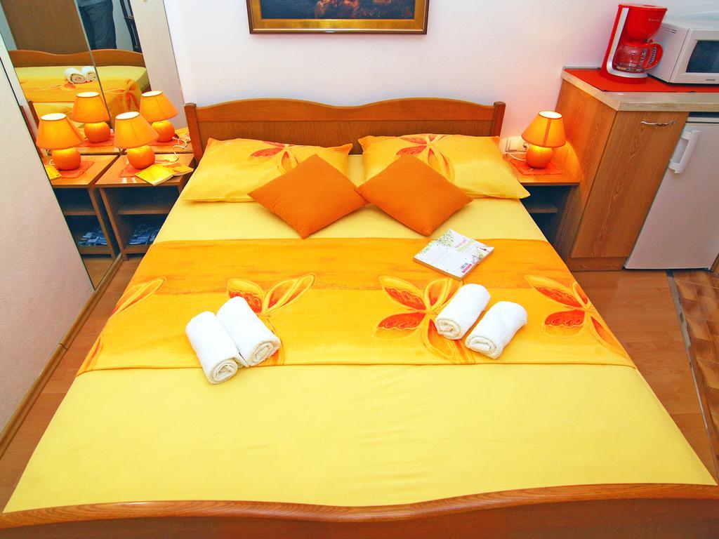 Studios Magnolia Trogir Chambre photo
