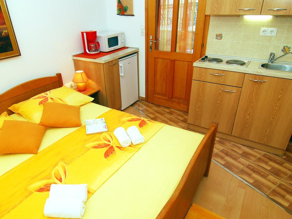 Studios Magnolia Trogir Chambre photo